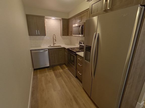 3rd image of 405 E 14th Ave #6