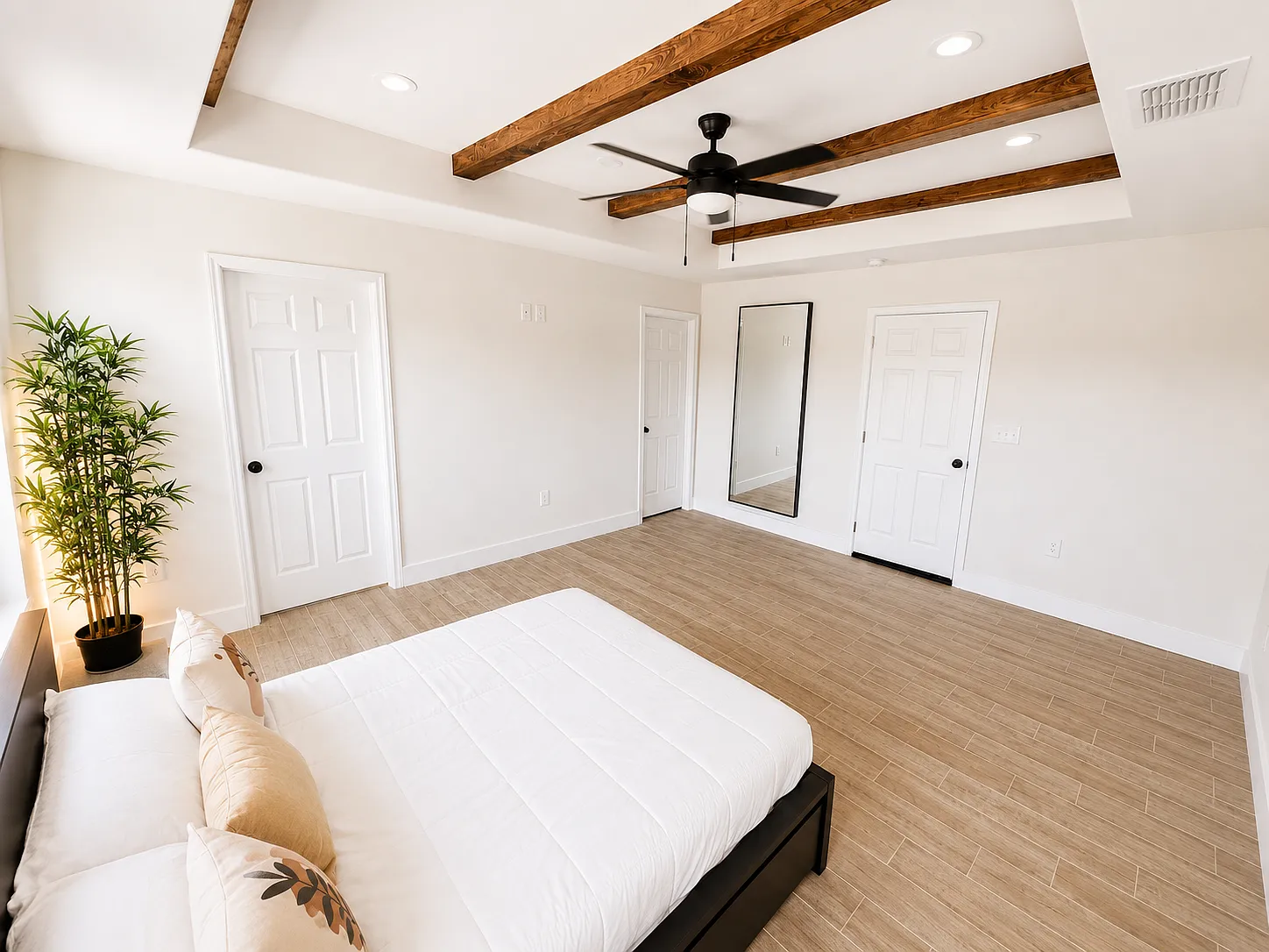 111 Noahy Dr — Photo 2