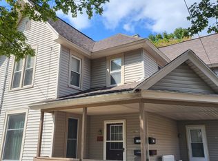 310 1/2 W Stoddard St, Charlotte, MI 48813