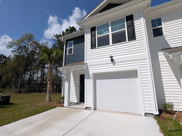 644 Golden Resin Rd — Photo 1