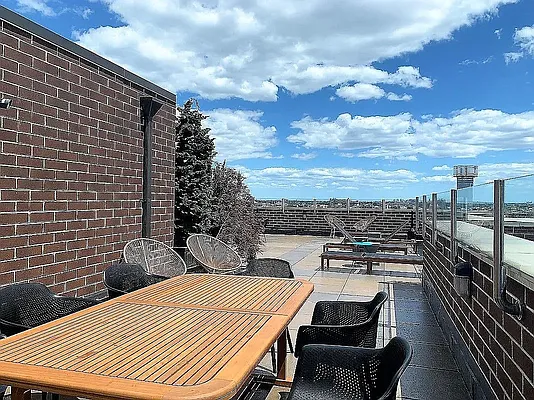 Rented by AmeriMutual Mortgage | media 16