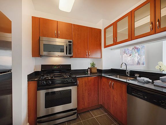 2nd image of 222 E 34th St APT 2323