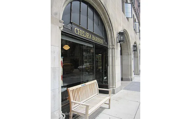 Sold by Douglas Elliman | media 24