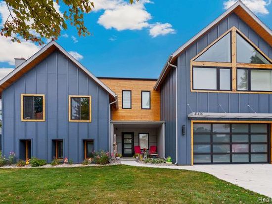 41416 Justin Dr, Clinton Township, MI 48038