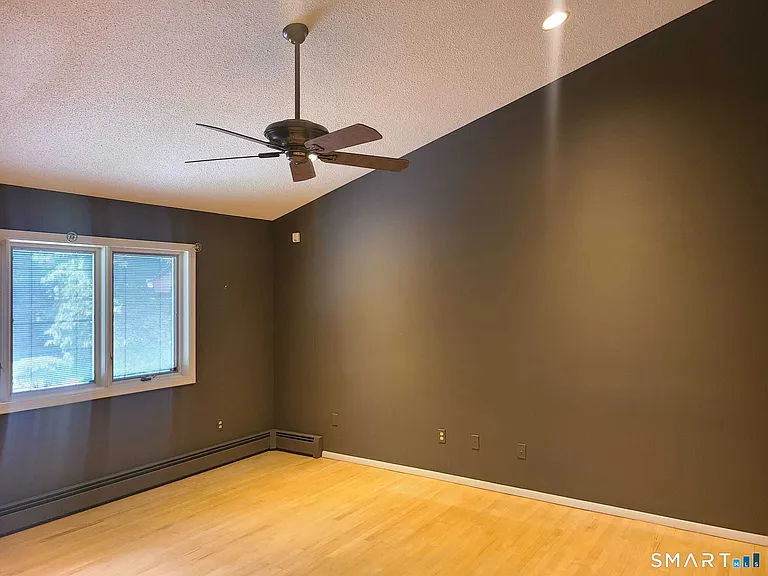 925 Dunbar Hill Rd — Photo 24