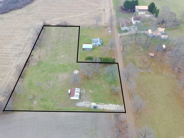33260 State Line Rd, New Carlisle, IN 46552