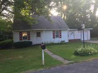 2108 Greenview Dr, Vincennes, IN 47591