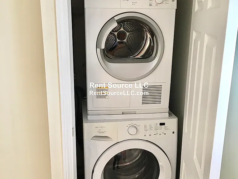 22 Dartmouth St #1 — Photo 6
