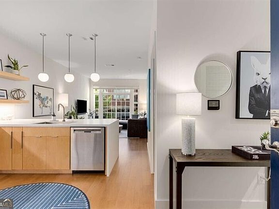 3rd image of 1055 Piedmont Ave NE Unit 207