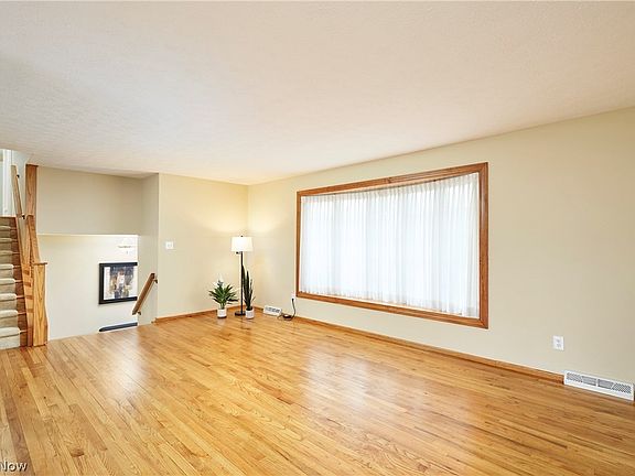 4th image of 6403 Huntington Dr