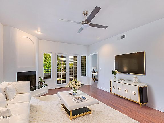 5th image of 3640 N 38TH Street #205