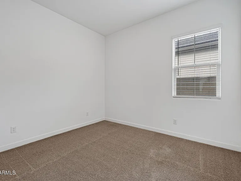 203 E Birchwood Pl — Photo 39