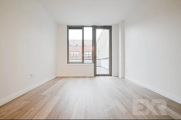 Rented by EXR | media 17