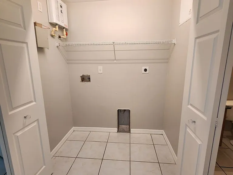 319 Baccarat Ct #A — Photo 19