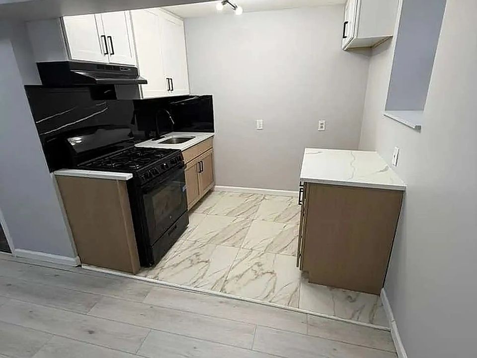 1st image of 32 Dayton St APT C1