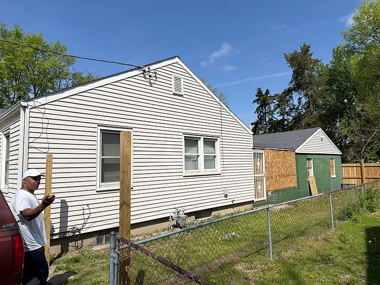 2217 W Wiswall St — Photo 5