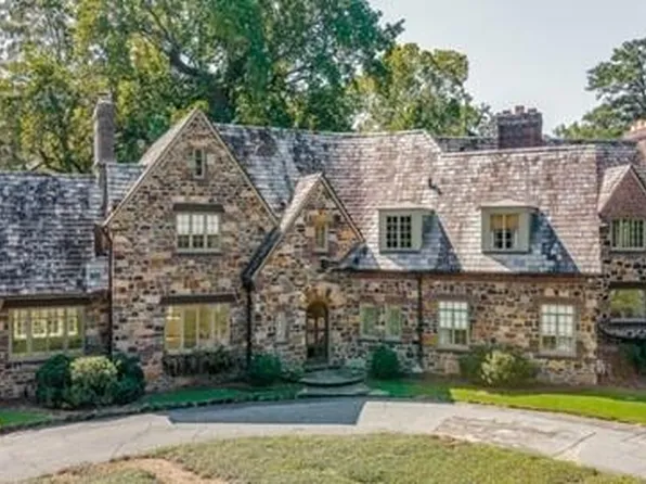 2021 Brookside Dr, Columbus, GA 31906