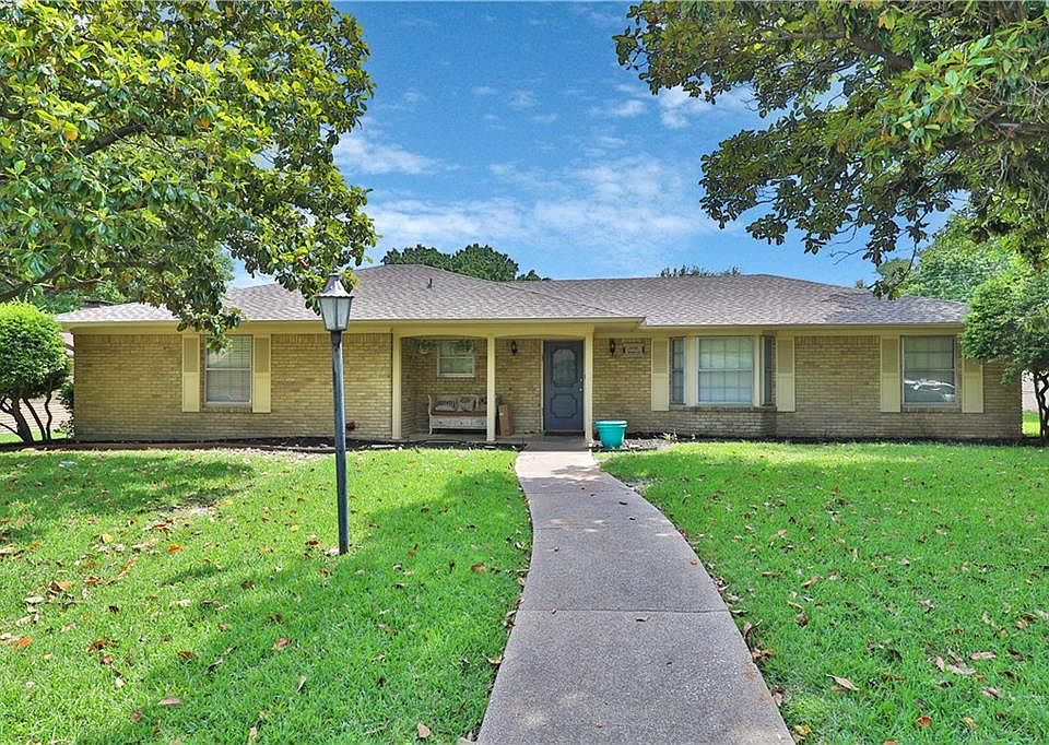 1st image of 2628 Natalie Dr