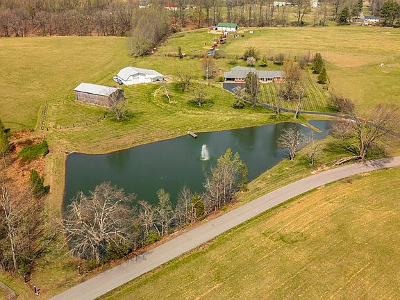 3rd image of 395 Whitson Rd