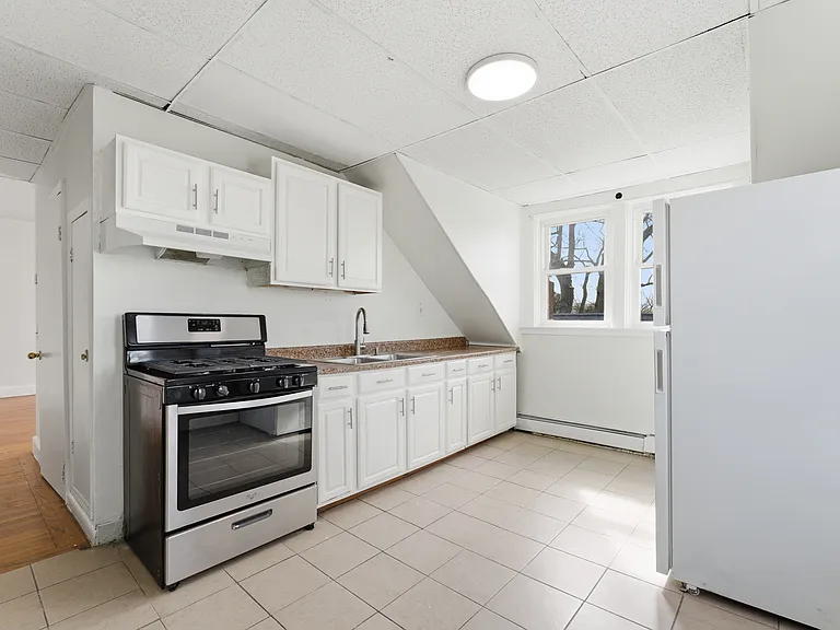133 Ontario St #3 — Photo 15