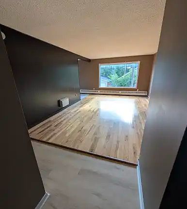 3rd image of 3920 Robinson St #39202