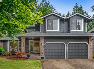 10683 SW River Dr, Tigard, OR 97224