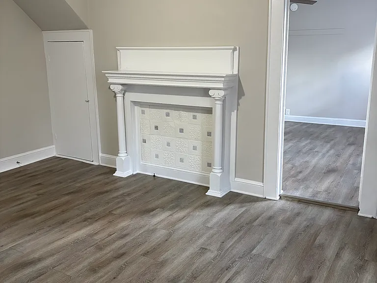 808 Brake St — Photo 1