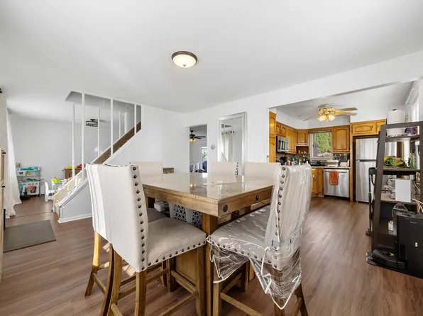 159 Seneca Avenue image 6 of 34