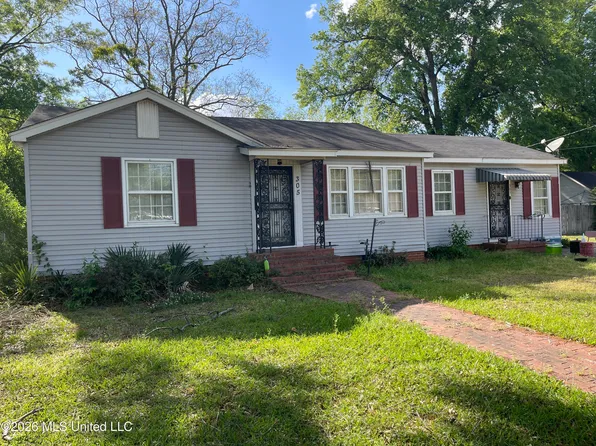 305 N Sunflower Ave, Indianola, MS 38751