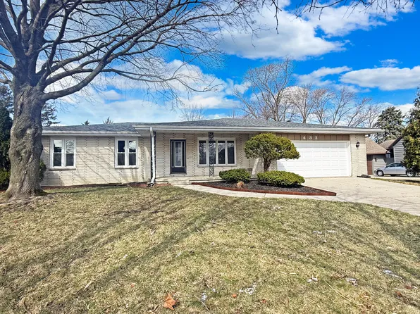 432 Summer Dr, Schererville, IN 46375