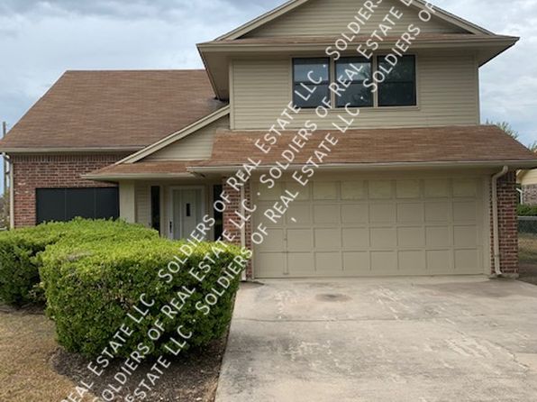 3323 Paintrock Dr