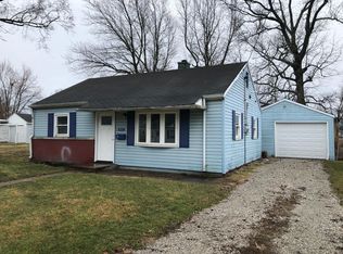 505 Woodlawn Ave, Mattoon, IL 61938