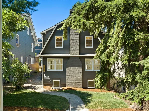 5209 19th Avenue NE, Seattle, WA 98105