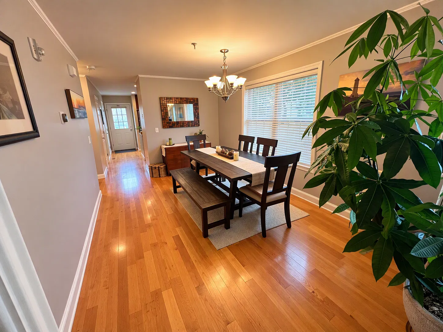2 bed, 2.5 bath, 1300 sqft, $3,800 — Photo 3