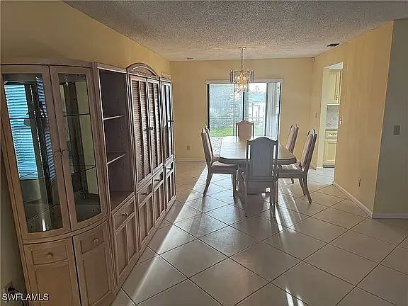 4628 SW 18th Ave — Photo 23