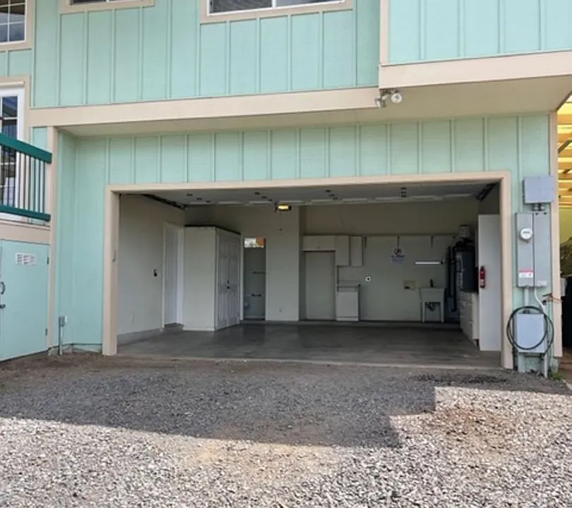 2930 Old Haleakala Highway 2 1/2 #2