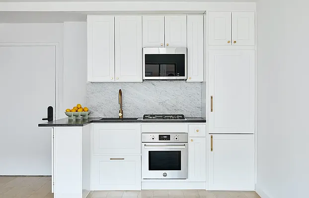 Rented by REAL New York | media 12