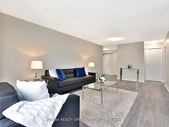 4th image of 2470 Eglinton Ave W #507