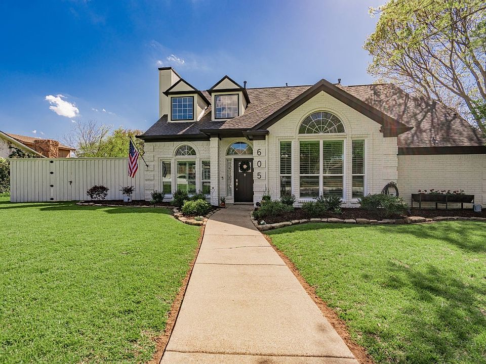 1st image of 605 Highland Dr
