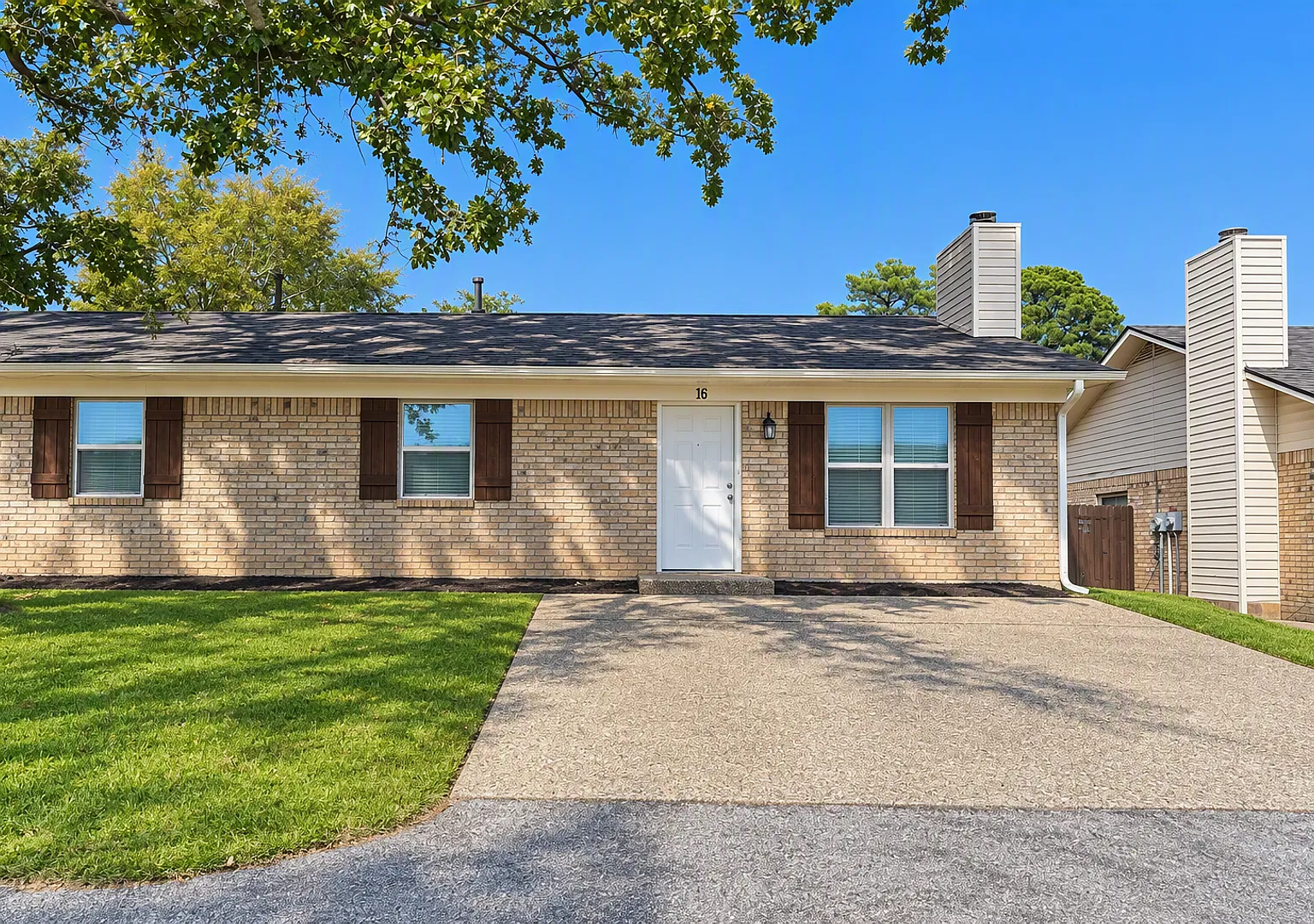 8320 Cambridge Rd #M16 — Photo 1