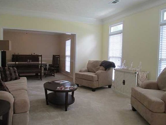 2nd image of 137 Creek Dr
