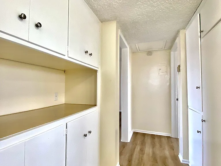 12644 York Ave #E — Photo 14