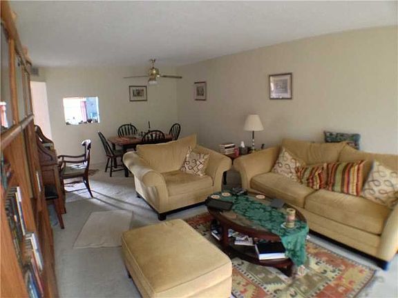 2nd image of 1601 NE 191st St #B420