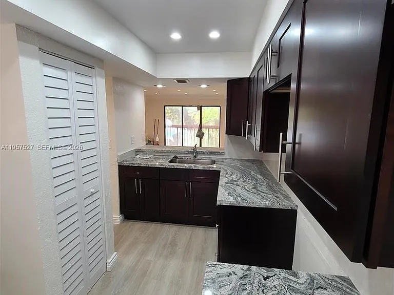 4020 Del Rio Way #720 — Photo 1