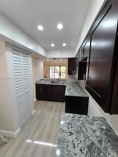 4020 Del Rio Way #720 Photo 1