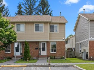 956 Cookshire Cres #54, Ottawa, ON K4A3K3