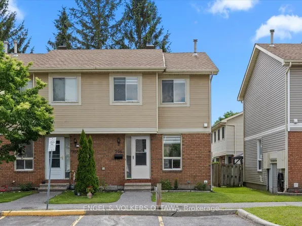 956 Cookshire Cres #54, Ottawa, ON K4A 3K3