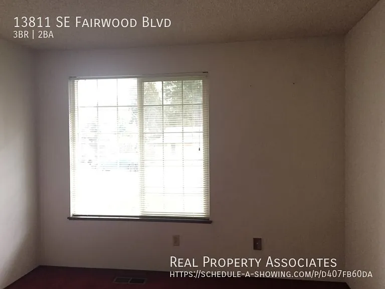 13811 SE Fairwood Blvd — Photo 32