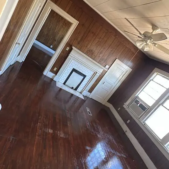 1201 W Main St #2 — Photo 4