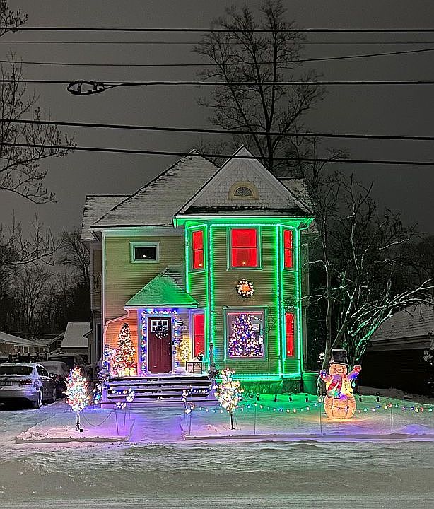 1st image of 220 N Marshall Ave